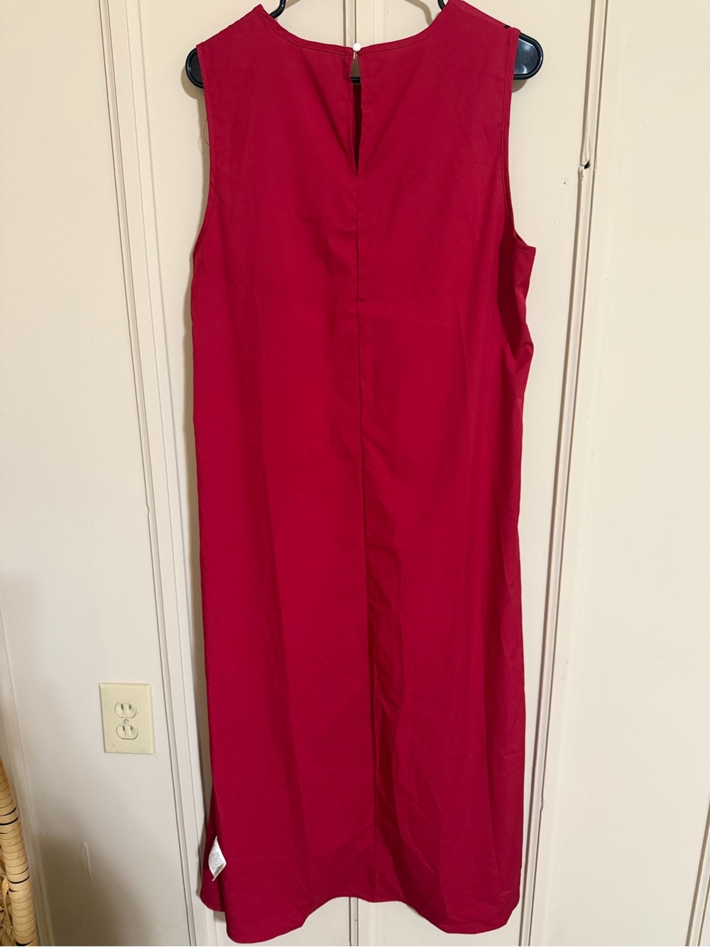 SHEIN Red Sleeveless high low top with Black Graphic Face - Picture 4 of 4